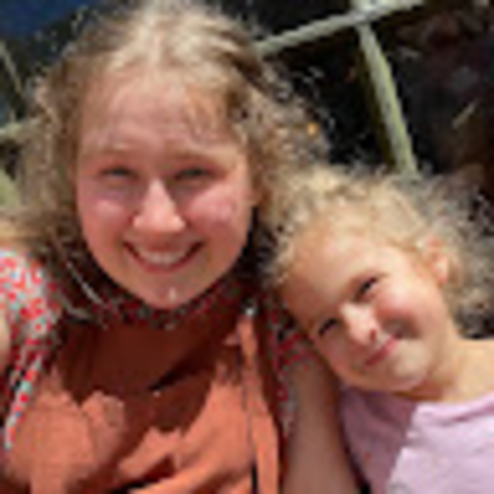Meet your Posher, Madeline